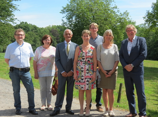 bestuursploeg n-va op de 11 juli viering team n-va